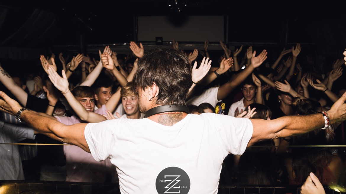 SUMMER VIBES ft G. GHEZZI @ZIG ZAG 31/08/2019